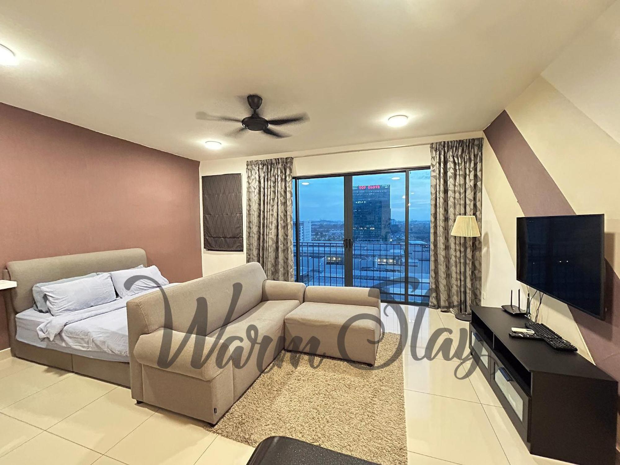 Warm Stay At Trefoil Setia Alam Esterno foto