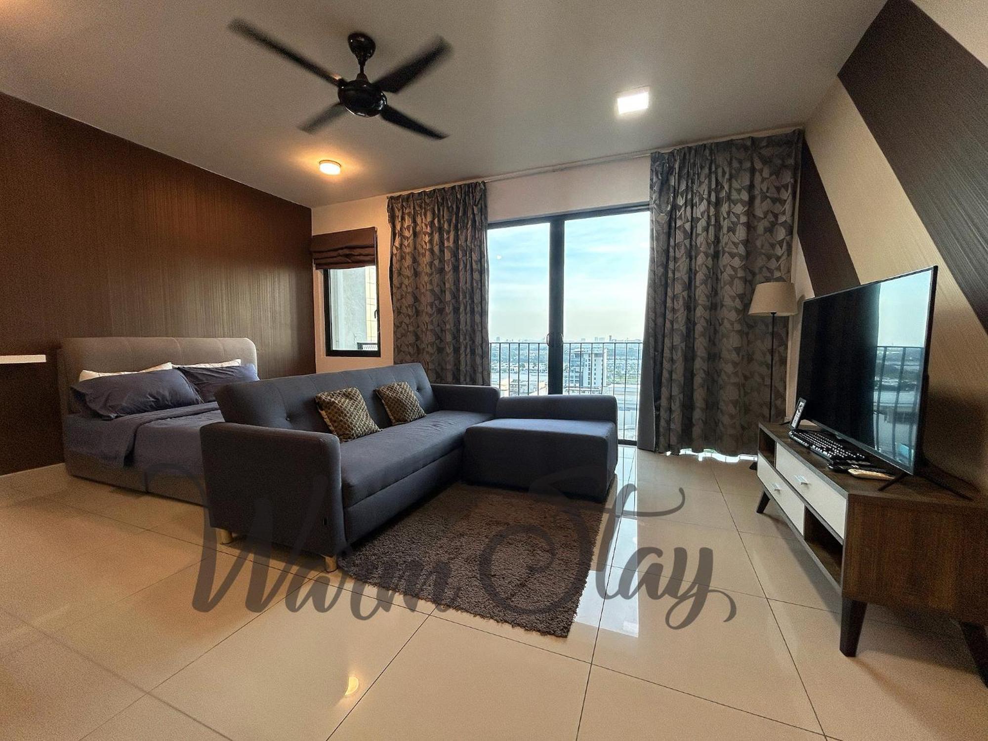 Warm Stay At Trefoil Setia Alam Esterno foto
