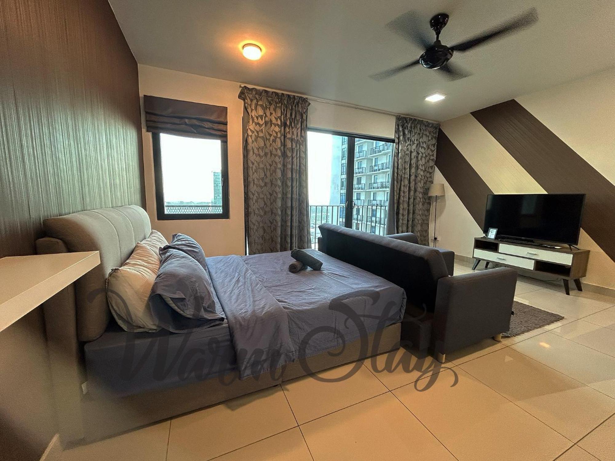 Warm Stay At Trefoil Setia Alam Esterno foto
